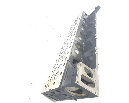VOLVO D13 Cylinder Head