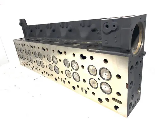 VOLVO D13 Cylinder Head