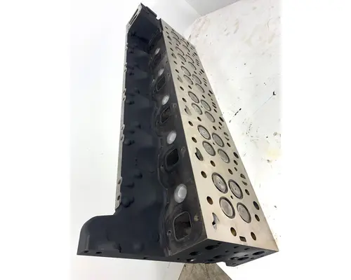 VOLVO D13 Cylinder Head