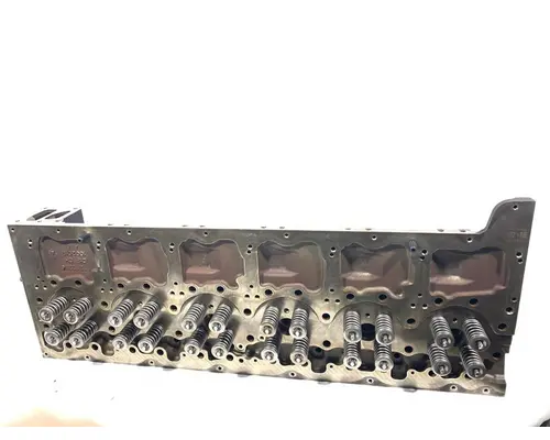 VOLVO D13 Cylinder Head