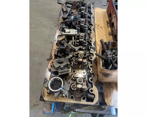 VOLVO D13 Cylinder Head