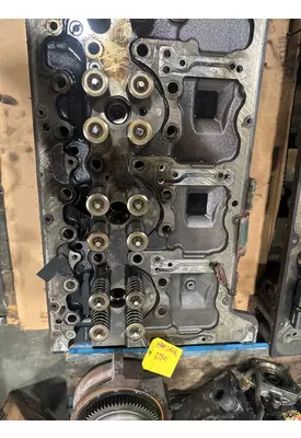 VOLVO D13 Cylinder Head