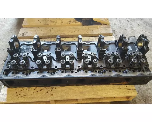 VOLVO D13 Cylinder Head