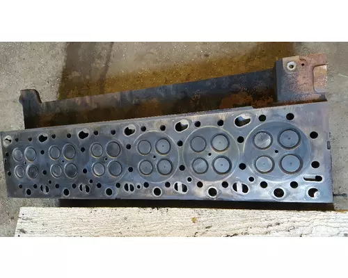 VOLVO D13 Cylinder Head