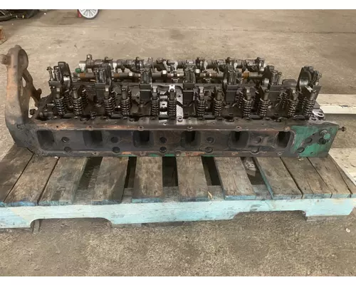 VOLVO D13 Cylinder Head