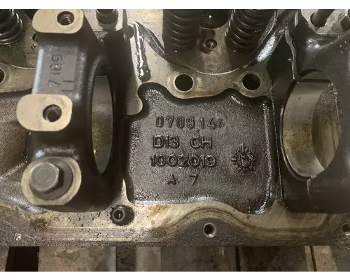 VOLVO D13 Cylinder Head