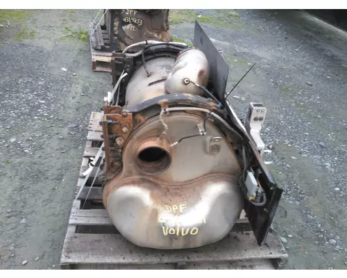 VOLVO D13 DPF ASSEMBLY (DIESEL PARTICULATE FILTER)