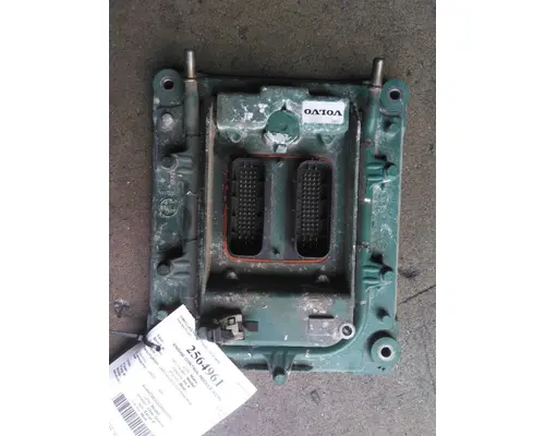 VOLVO D13 ENGINE CONTROL MODULE (ECM)