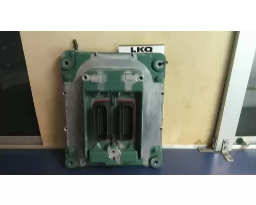 VOLVO D13 ENGINE CONTROL MODULE (ECM)