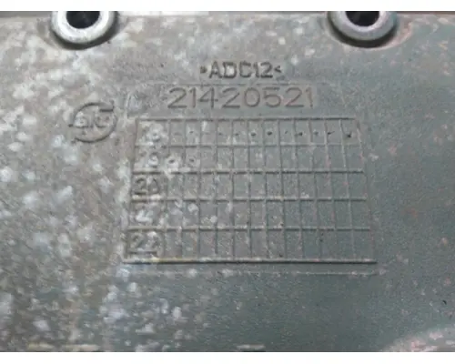 VOLVO D13 ENGINE OIL COOLER