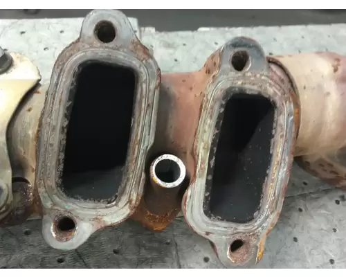 VOLVO D13 EXHAUST MANIFOLD