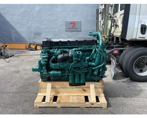 VOLVO D13 Engine Assembly