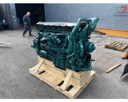 VOLVO D13 Engine Assembly