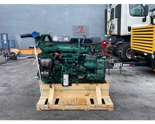 VOLVO D13 Engine Assembly