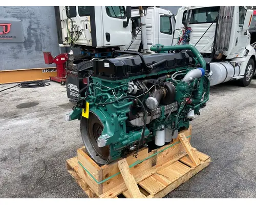 VOLVO D13 Engine Assembly