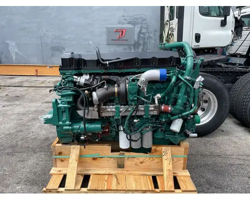 VOLVO D13 Engine Assembly