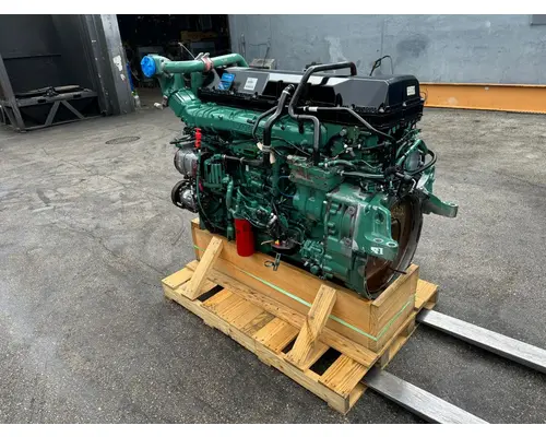 VOLVO D13 Engine Assembly