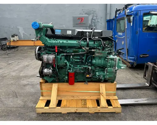 VOLVO D13 Engine Assembly