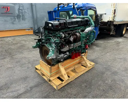 VOLVO D13 Engine Assembly