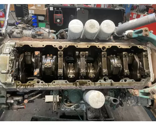 VOLVO D13 Engine Assembly