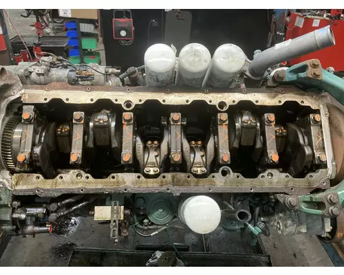 VOLVO D13 Engine Assembly