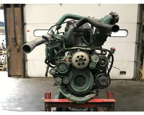 VOLVO D13 Engine Assembly