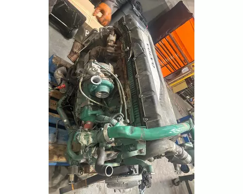 VOLVO D13 Engine Assembly