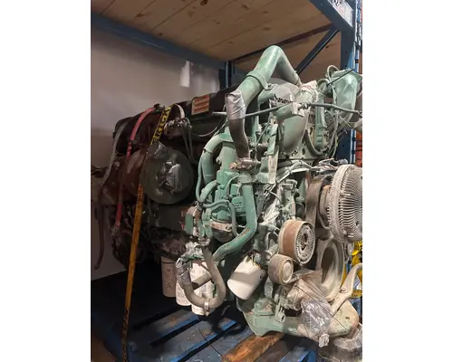 VOLVO D13 Engine Assembly