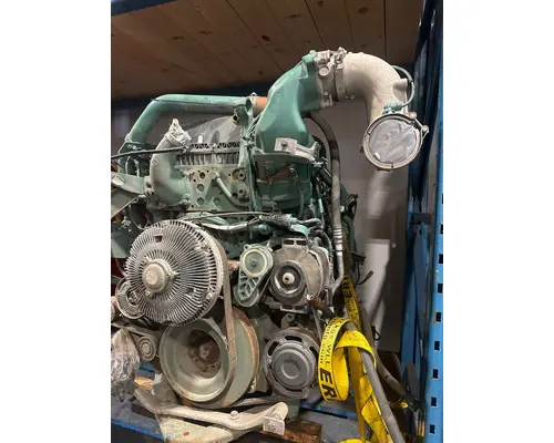 VOLVO D13 Engine Assembly
