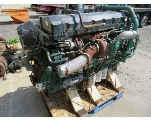 VOLVO D13 Engine Assembly