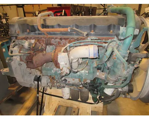 VOLVO D13 Engine Assembly