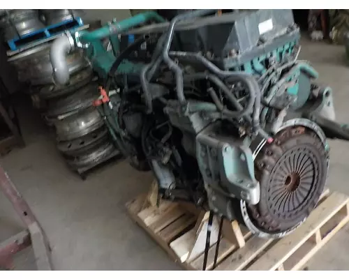 VOLVO D13 Engine Assembly