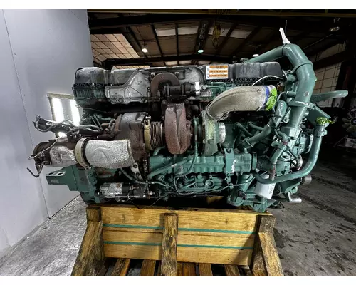 VOLVO D13 Engine Assembly