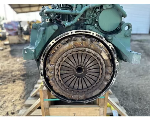 VOLVO D13 Engine Assembly