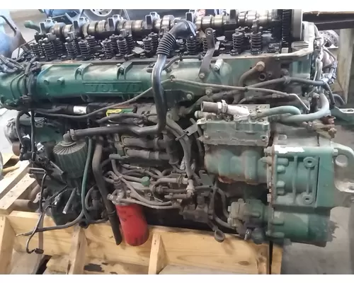 VOLVO D13 Engine Assembly