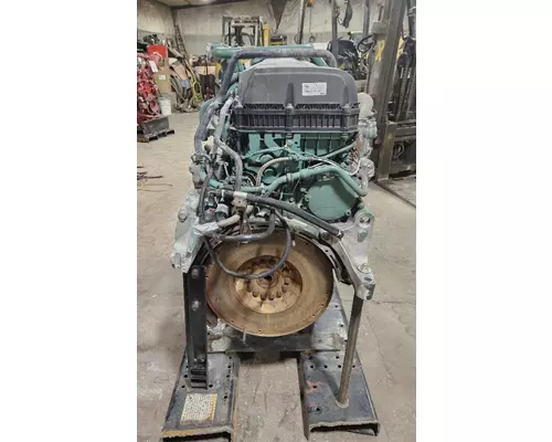 VOLVO D13 Engine Assembly