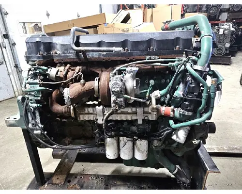 VOLVO D13 Engine Assembly