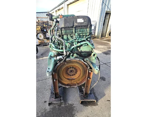 VOLVO D13 Engine Assembly