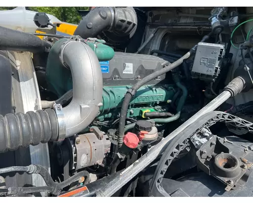 VOLVO D13 Engine Assembly