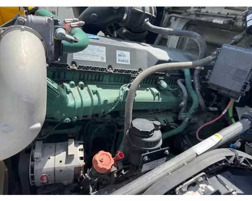 VOLVO D13 Engine Assembly
