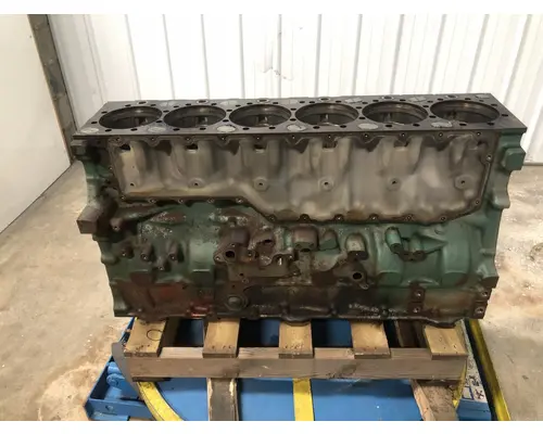 VOLVO D13 Engine Block