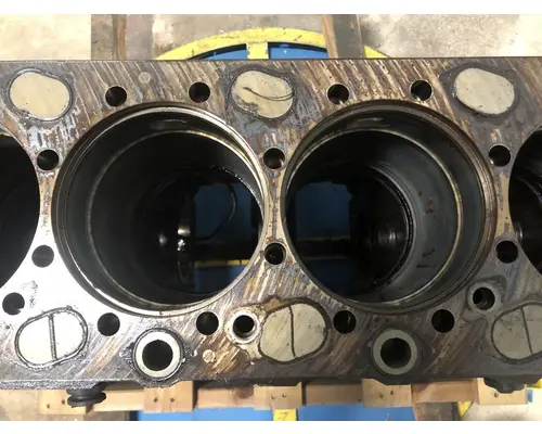 VOLVO D13 Engine Block