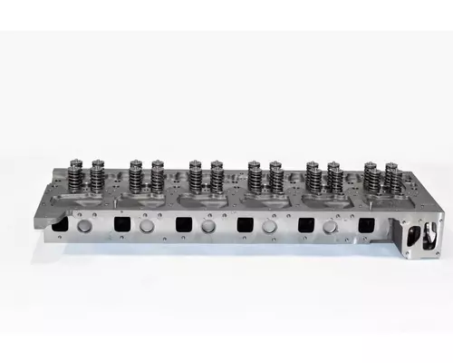 VOLVO D13 Engine Cylinder Head