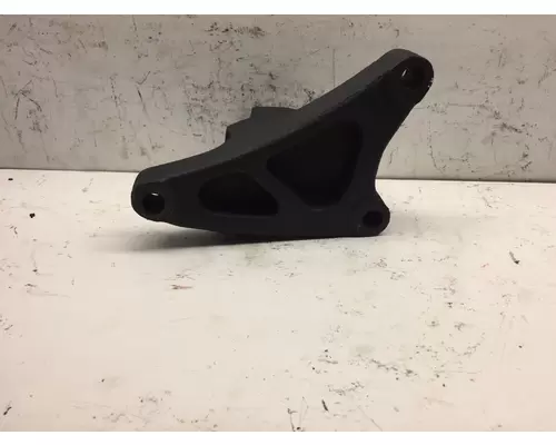 VOLVO D13 Engine Mounts