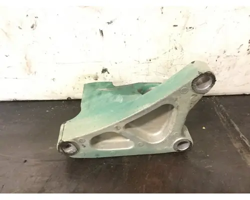 VOLVO D13 Engine Mounts