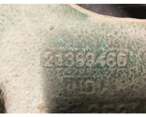 VOLVO D13 Engine Mounts