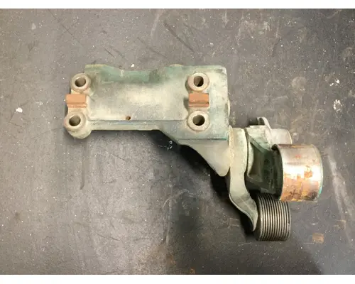 VOLVO D13 Engine Mounts