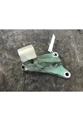 VOLVO D13 Engine Mounts