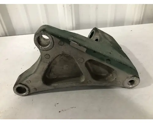 VOLVO D13 Engine Mounts