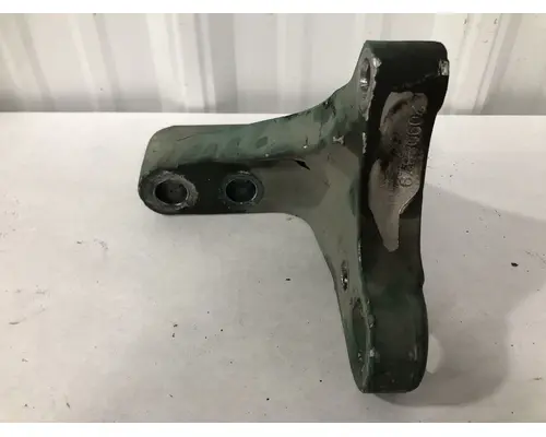 VOLVO D13 Engine Mounts